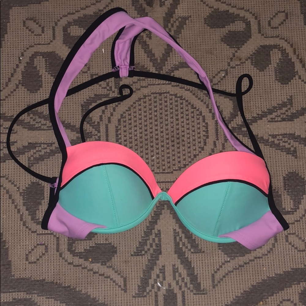 Cute bikini top